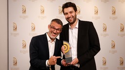 Gewinner in der Kategorie "Bestes Musikformat": (v.l.) Frank Probst und Alex Franz von N-JOY vom NDR. © Deutscher Radiopreis / Morris Mac Matzen Foto: Morris Mac Matzen